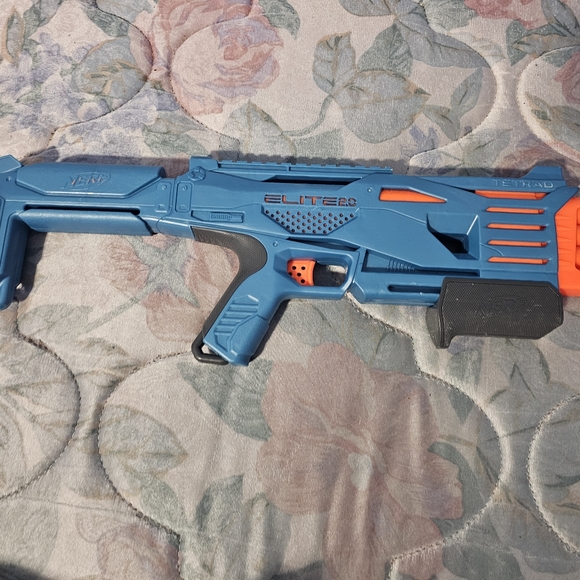 Bundle of Used and Fun Nerf Blasters - Picture 4 of 14